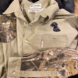 Vintage Columbia bird dog logo sportsmans shirt